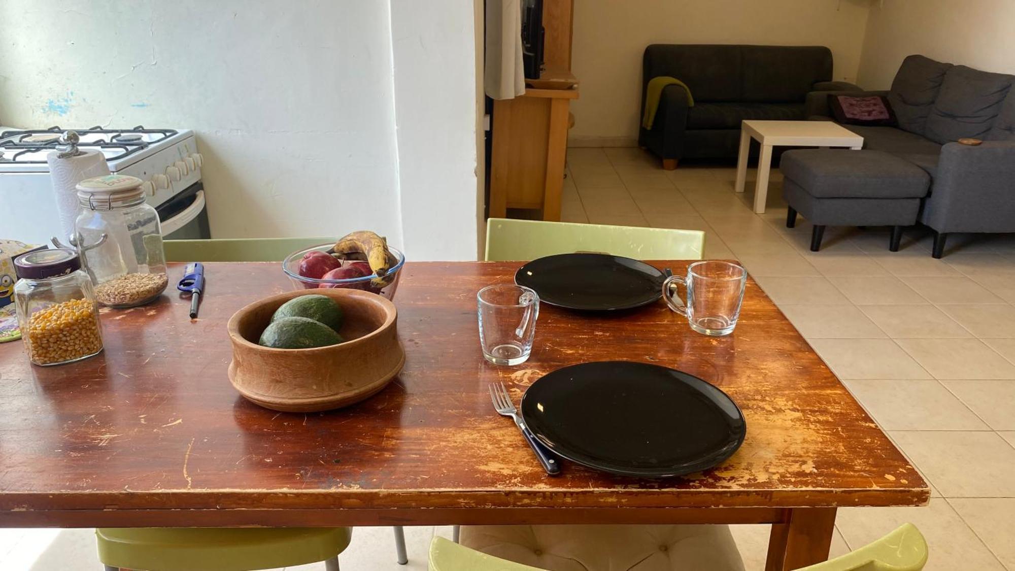 Appartement דירה יפיפיה! מיקום מעולה! אוניברסיטת בן גוריון, סורוקה, שוק, פארק! à Beersheba Extérieur photo