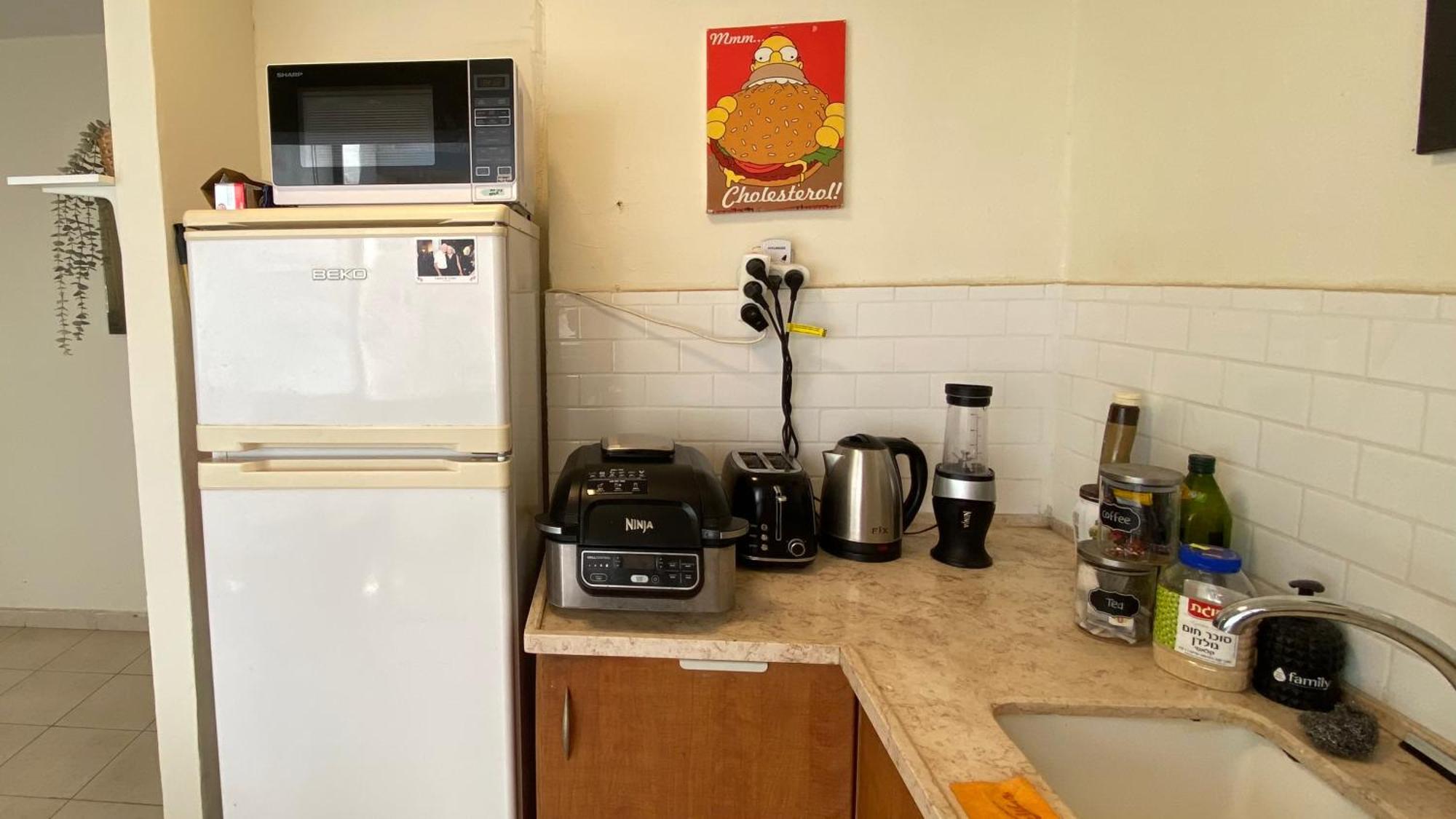 Appartement דירה יפיפיה! מיקום מעולה! אוניברסיטת בן גוריון, סורוקה, שוק, פארק! à Beersheba Extérieur photo