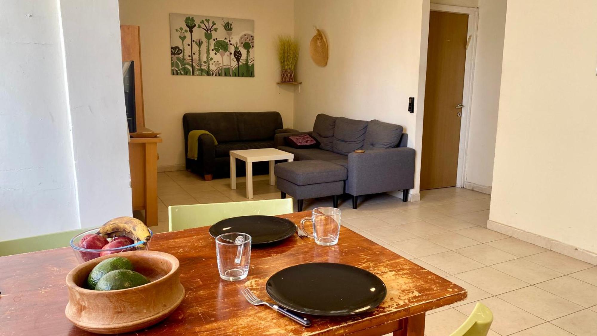 Appartement דירה יפיפיה! מיקום מעולה! אוניברסיטת בן גוריון, סורוקה, שוק, פארק! à Beersheba Extérieur photo
